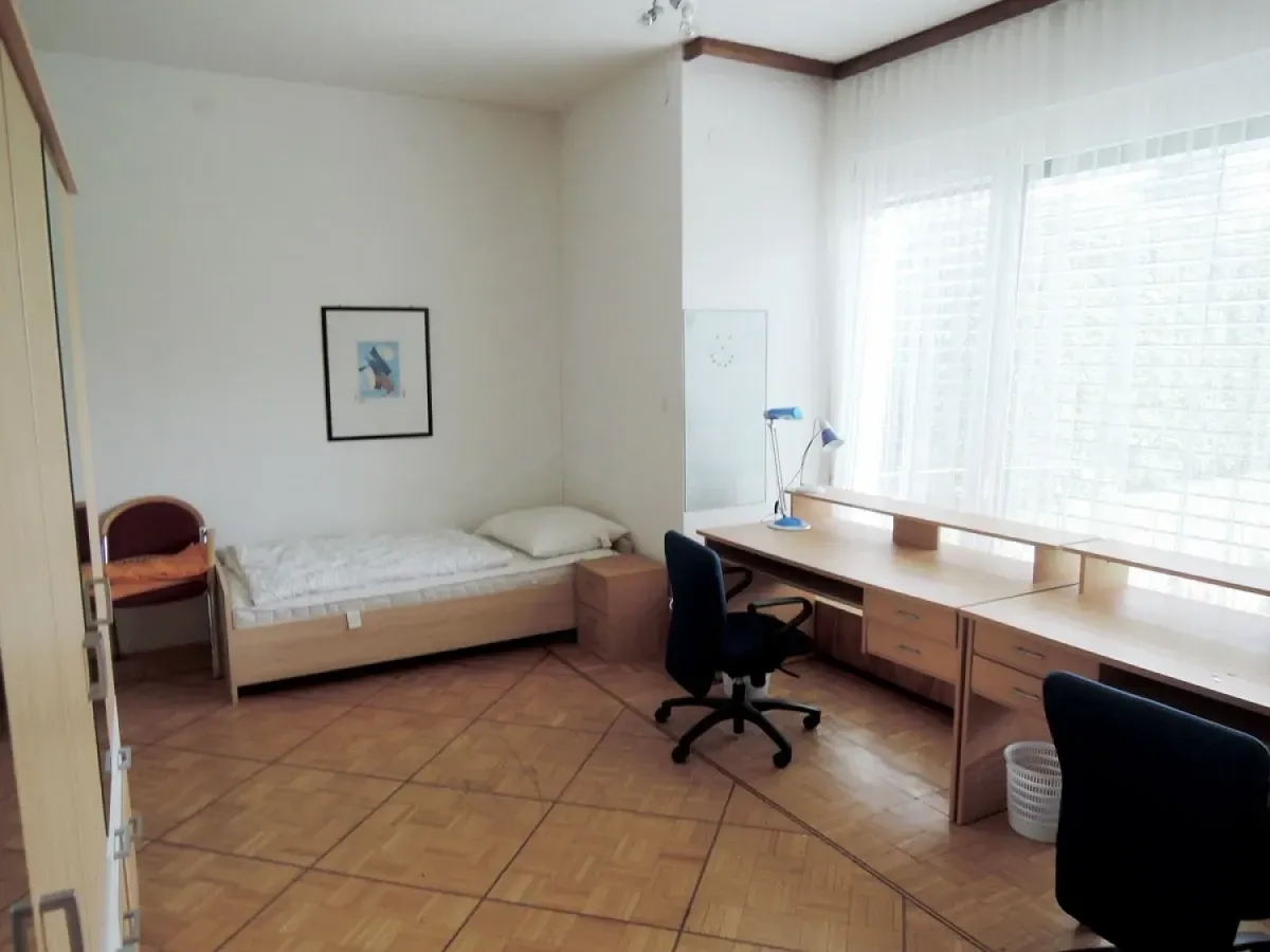 Ground Floor | 28/3 Room Eva